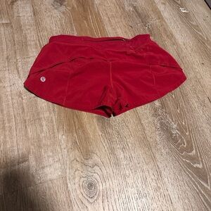 Lululemon Speed Up LR Lined Short 2.5" Lined Dark Red Sz 4